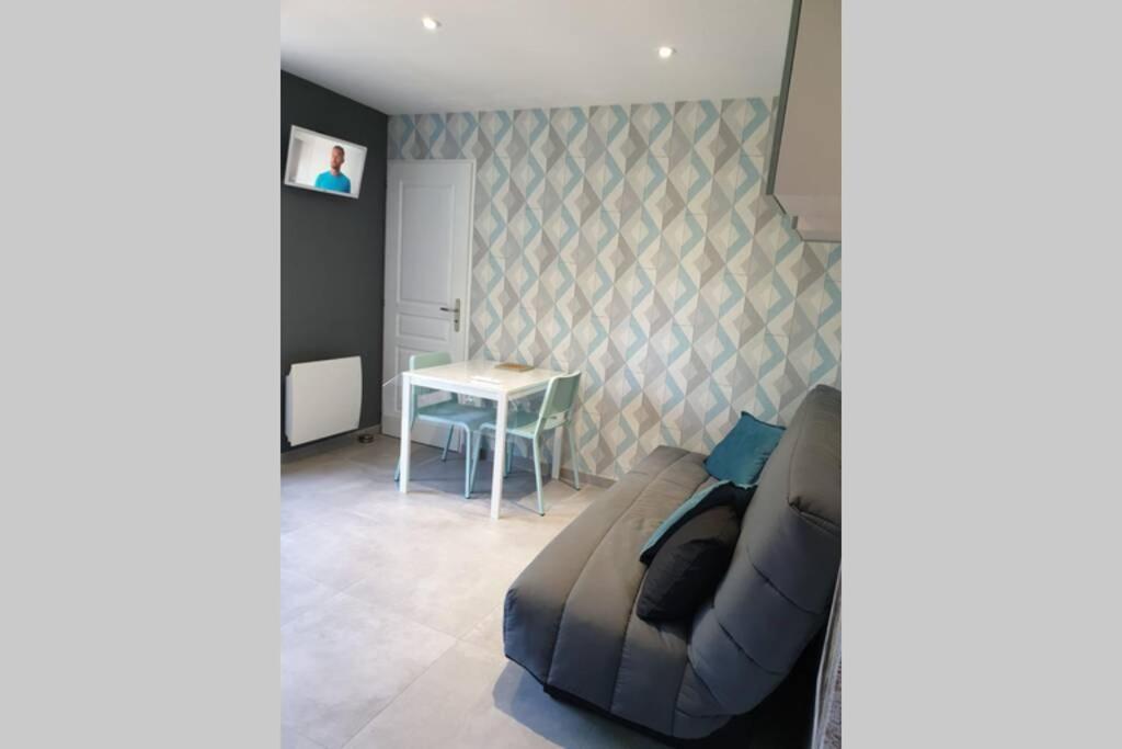 Agreable Logement Pour 4 Pers A Deux Pas De Verdun Apartment Haudainville Exterior foto